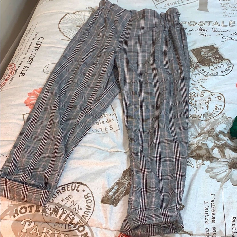 Plaid Trousers 📸